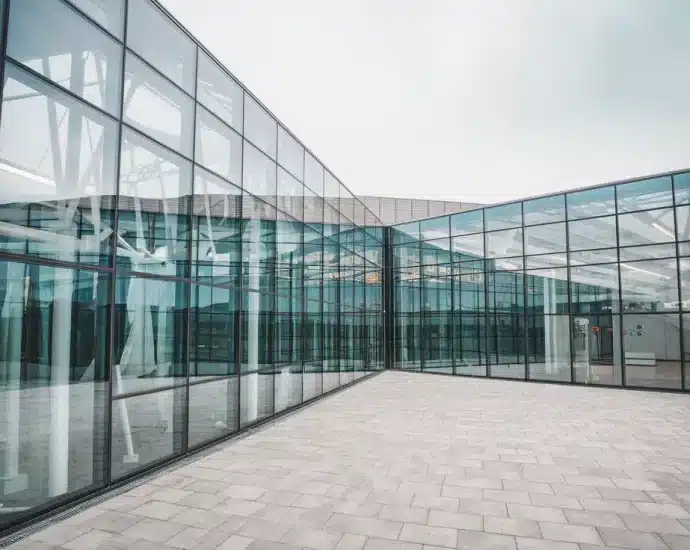 Energisparende glass redusere stromkostnader store bygninger featured